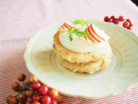 豆腐とアーモンドのパンケーキ 豆乳クリーム さつまいもとりんごジャム 坂ノ途中