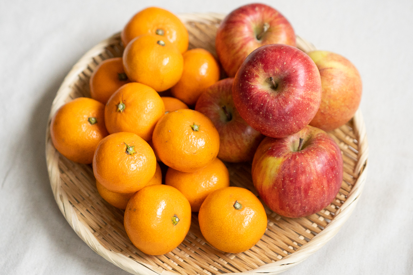 セット特別価格】旬のくだもの2種セット（りんご、みかん） | 坂ノ途中