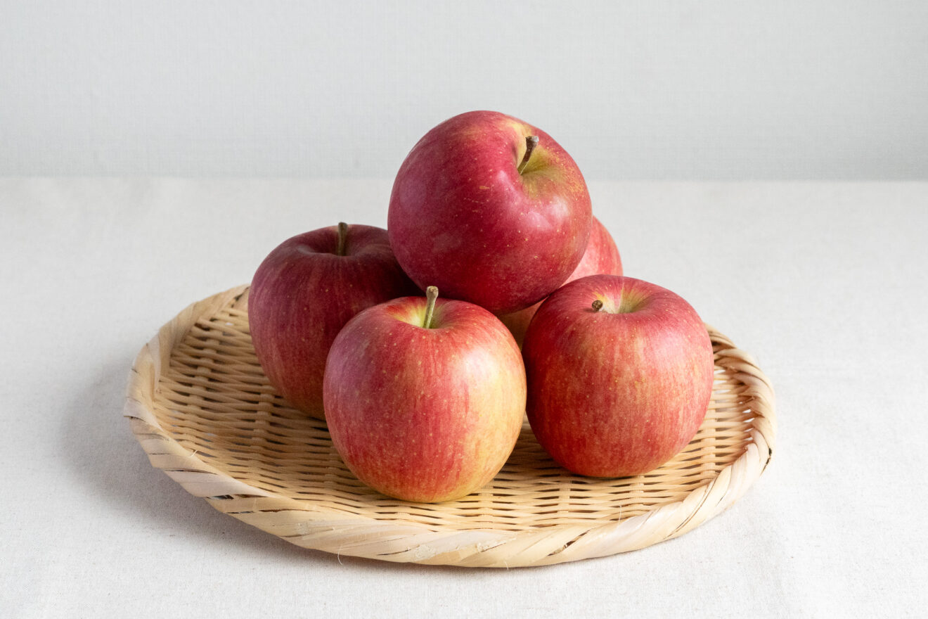 セット特別価格】旬のくだもの2種セット（りんご、みかん） | 坂ノ途中